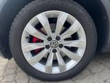 Volkswagen T-Roc 1.5 TSI ACT Sport Navi AHK Spurhalteassist - VW T-Roc Gebrauchtwagen in Frankfurt