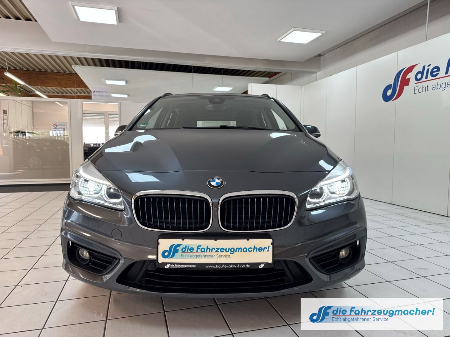 Fahrzeugabbildung BMW 225 xe Advantage Active Tourer 225xe iPerformanc