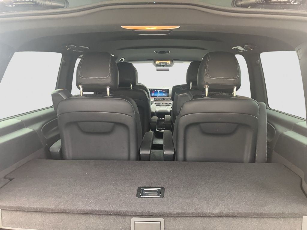 Fahrzeugabbildung Mercedes-Benz V 300 d 4MATIC AVANTGARDE Lang Leder*Navi*360