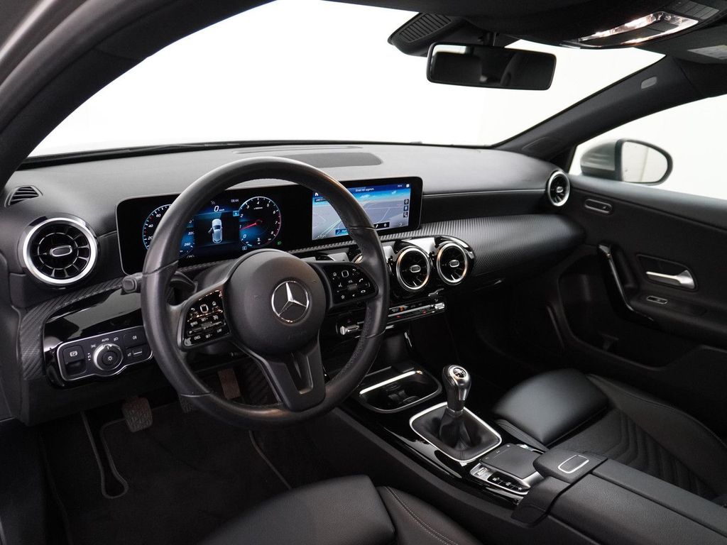 Mercedes-Benz A 160 Business Solution Plus | AHK Wegklapbaar |