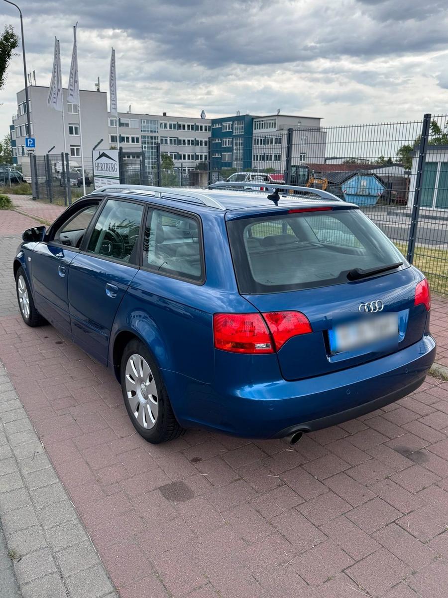 Audi A4 2005 — двигун 131 HP (96kW)