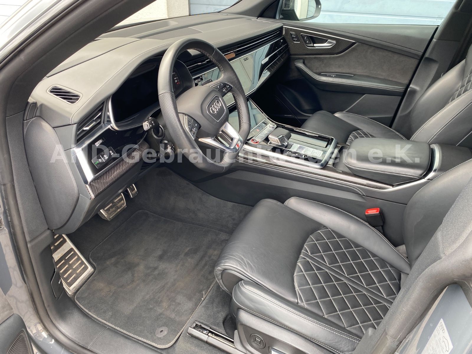 Fahrzeugabbildung Audi SQ8 4.0 TDI AHK B&O 360° Carbon Matrix Rauten 22