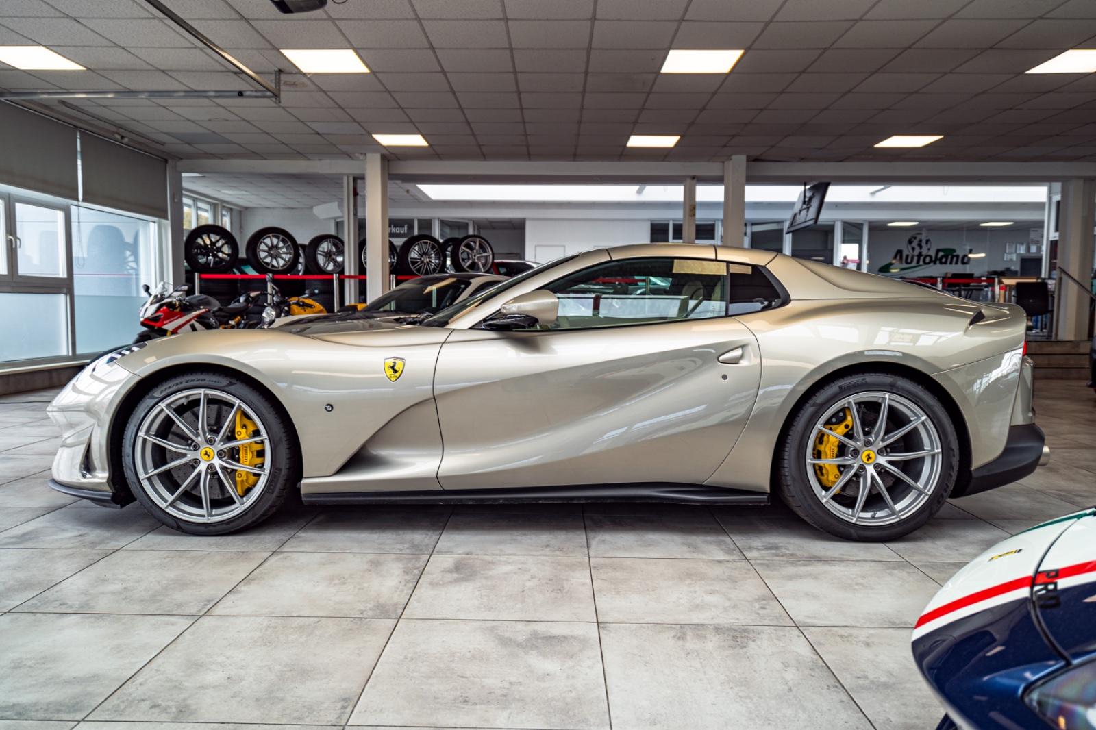Ferrari 812 GTS*Carbon*LIFT*Extracamp.*Grigio Ingrid*JBL