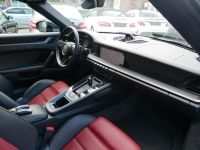 992
