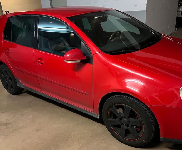 Volkswagen Golf V GTI