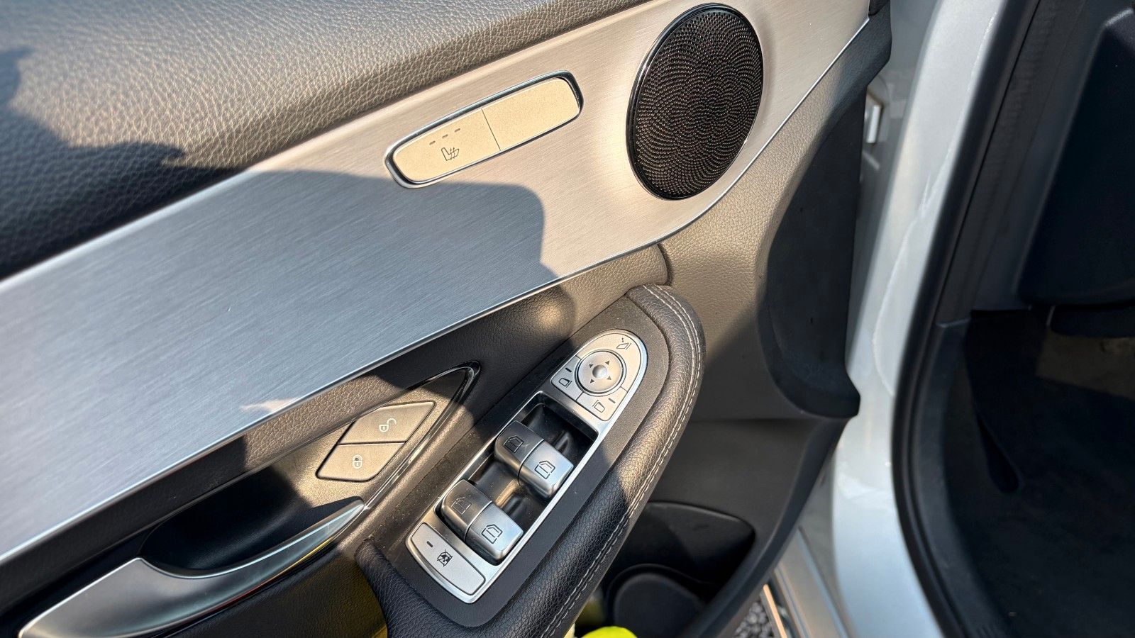 Fahrzeugabbildung Mercedes-Benz C 180 C T Avantgarde