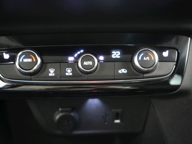 Corsa-e F EDITION 50kWh AT+SITZ-/LENKRADHEIZUNG+