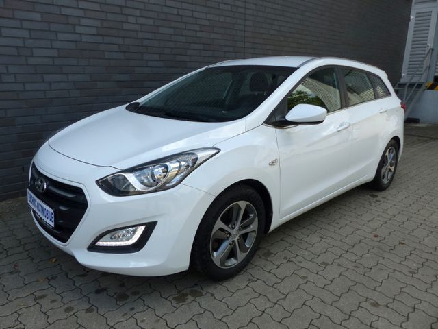 Hyundai i30 cw Automatik/Klima/Sitzheiz/Tempomat