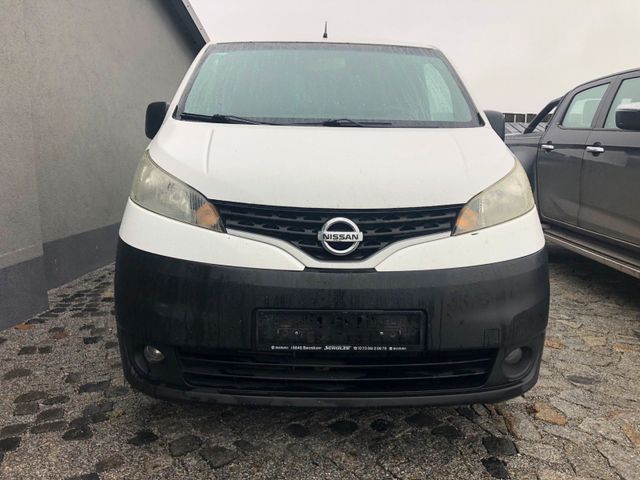 Nissan NV200