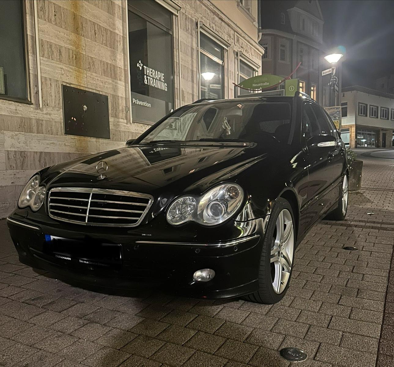 Mercedes-Benz C 220