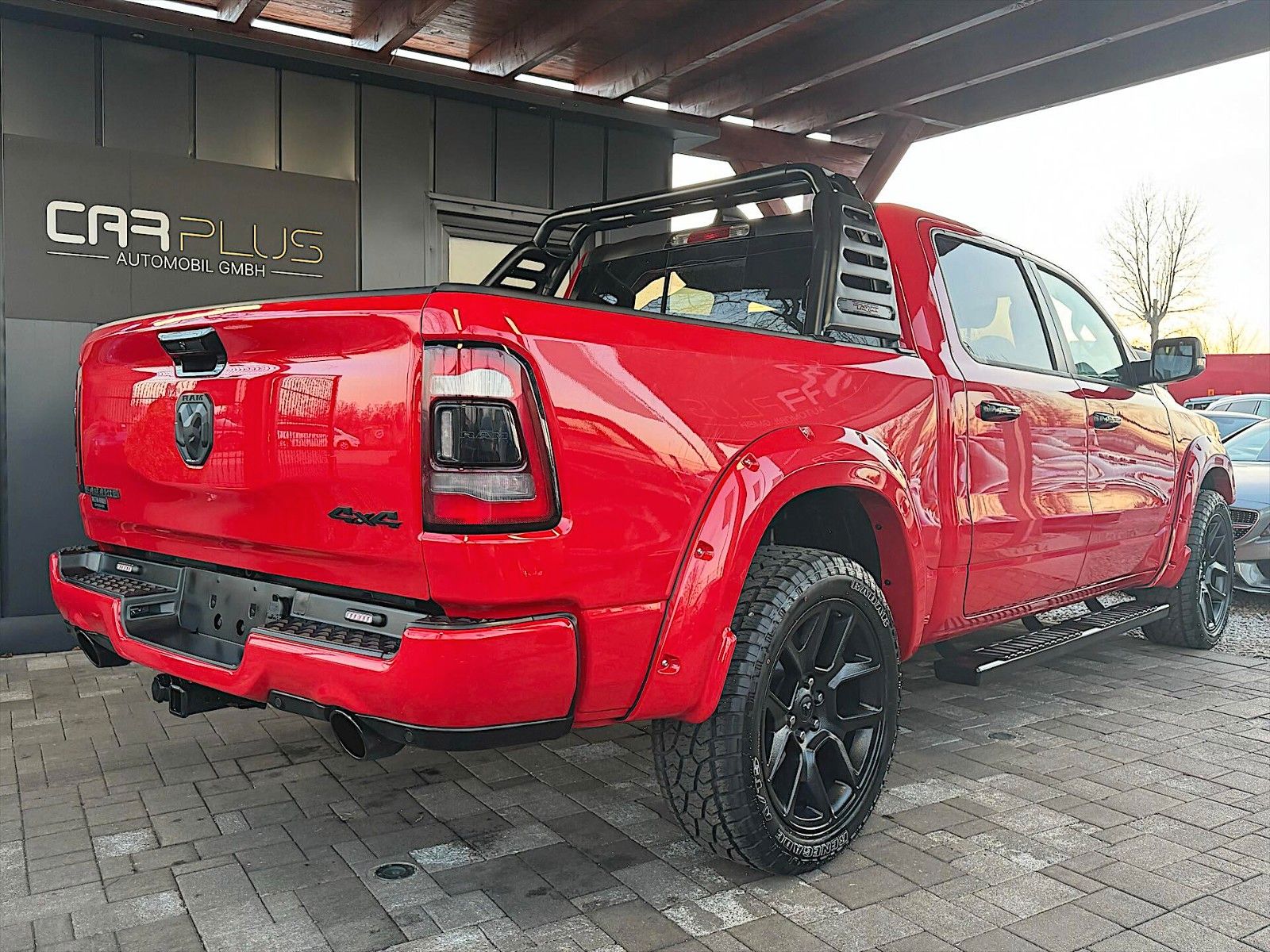 Fahrzeugabbildung Dodge RAM 5.7 V8 HEMI LARAMIE RedDevil 4x4 eTorq Tesla