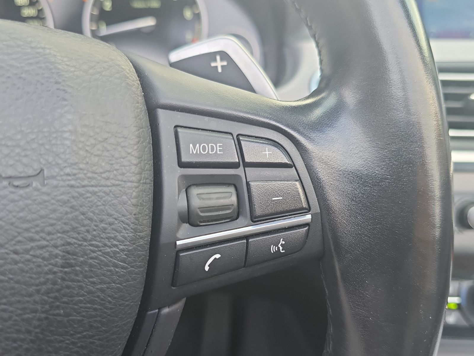 Fahrzeugabbildung BMW 650i Cabrio M-PAKETT,B&O,360,SOFT CLOSE,MASSAGE