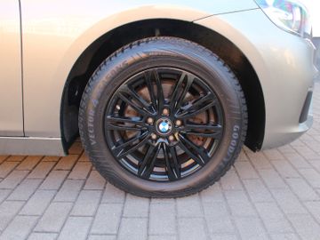 BMW 218 - 5