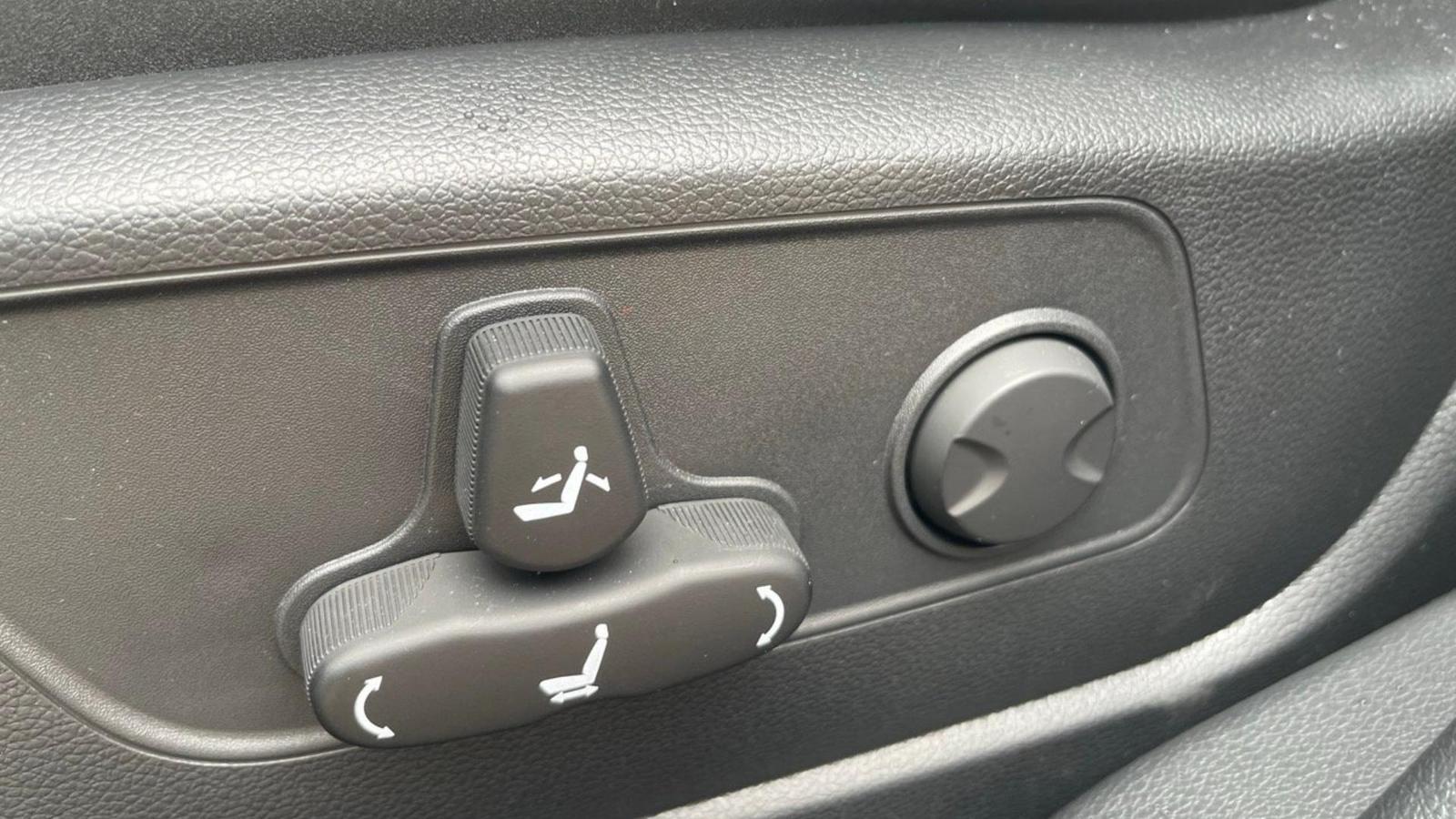 KGM Actyon LUX 4x4 NAVI Anhängerkupplung, миниатюра 24