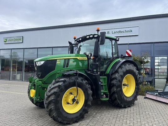 John Deere 6R 230