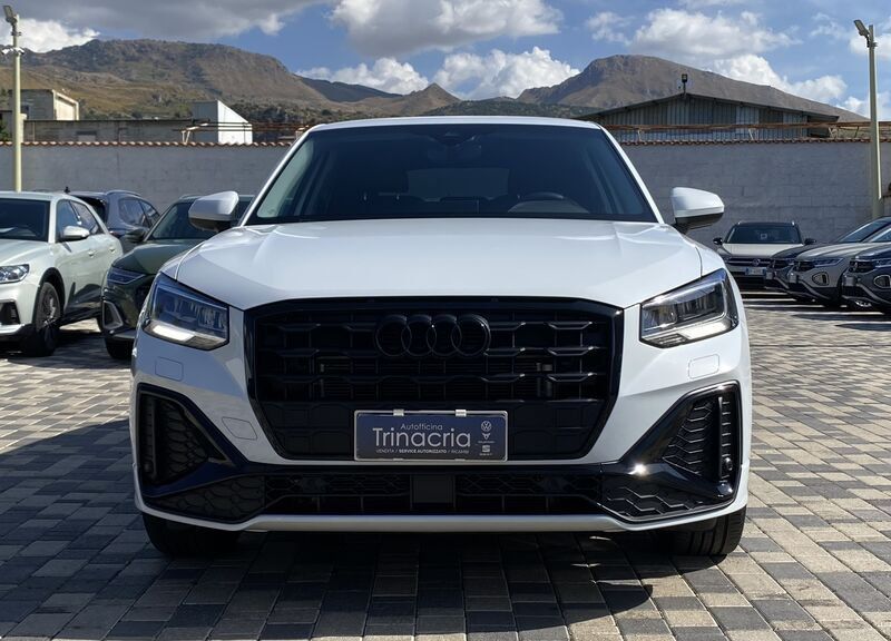 Audi Q2 S Line interno 2.0 TDI 116CV S-Tronic 35 imagem 2