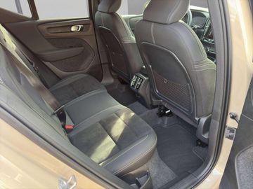 Volvo XC40 Plus Dark B4 2WD Deal Attack bis 30.10.2026