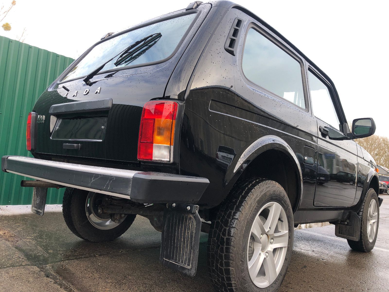 Fahrzeugabbildung Lada Niva "PREMIUM PLUS" KLIMA! Sitzheiz.! el. Spieg!