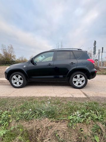 Toyota Rav4 Allrad 2.3/170 ps diesel leder...