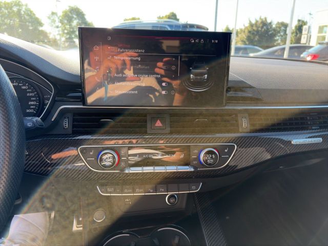 A4 Avant 40 2.0 TFSI quattro S line Bluetooth