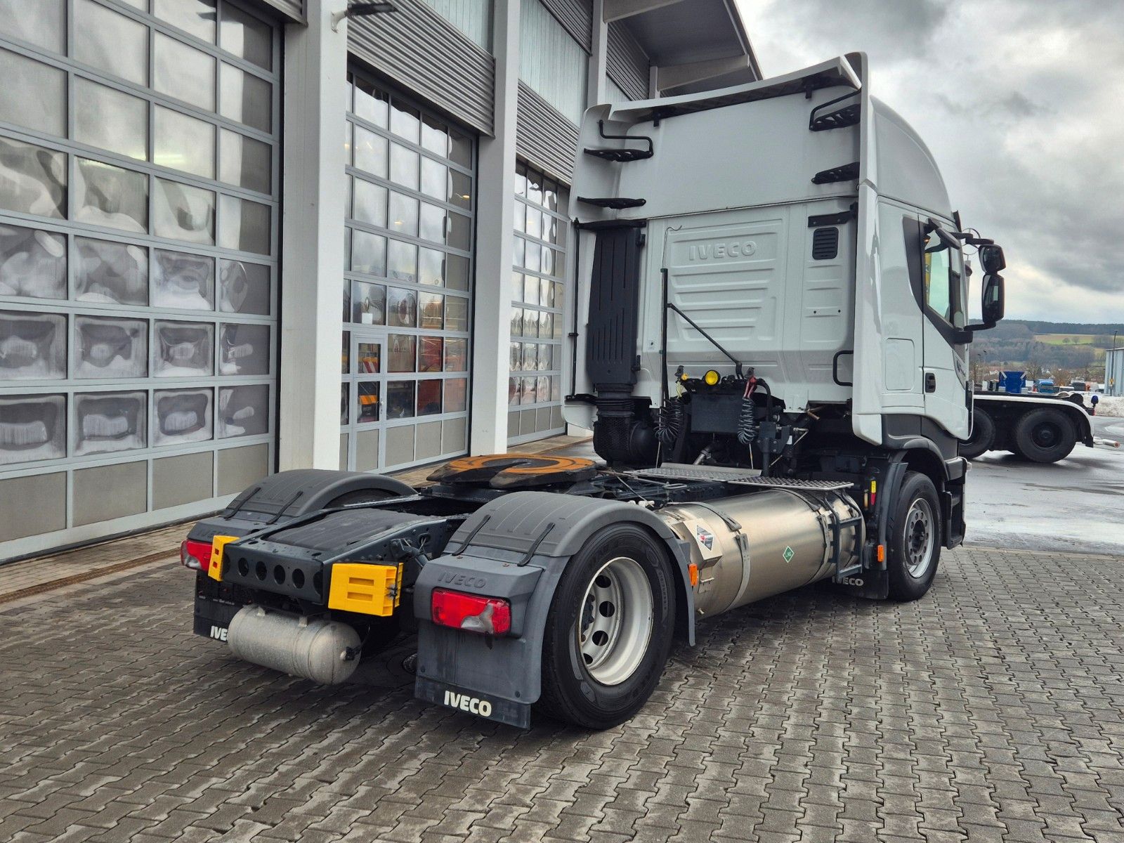 Fahrzeugabbildung Iveco Stralis AS440S46/P NP LNG Standklima Intarder