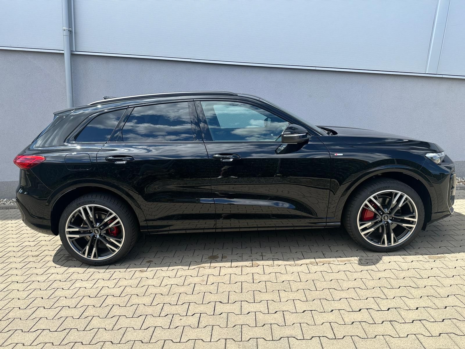 Audi Q5 TDI quattro S-LINE/Panoramadach/Tech plus imagem 2
