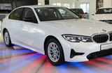 BMW 318 d Lim Sport Line*LEDER*NAVI*KAMERA*ALU*LED* - BMW 318: D