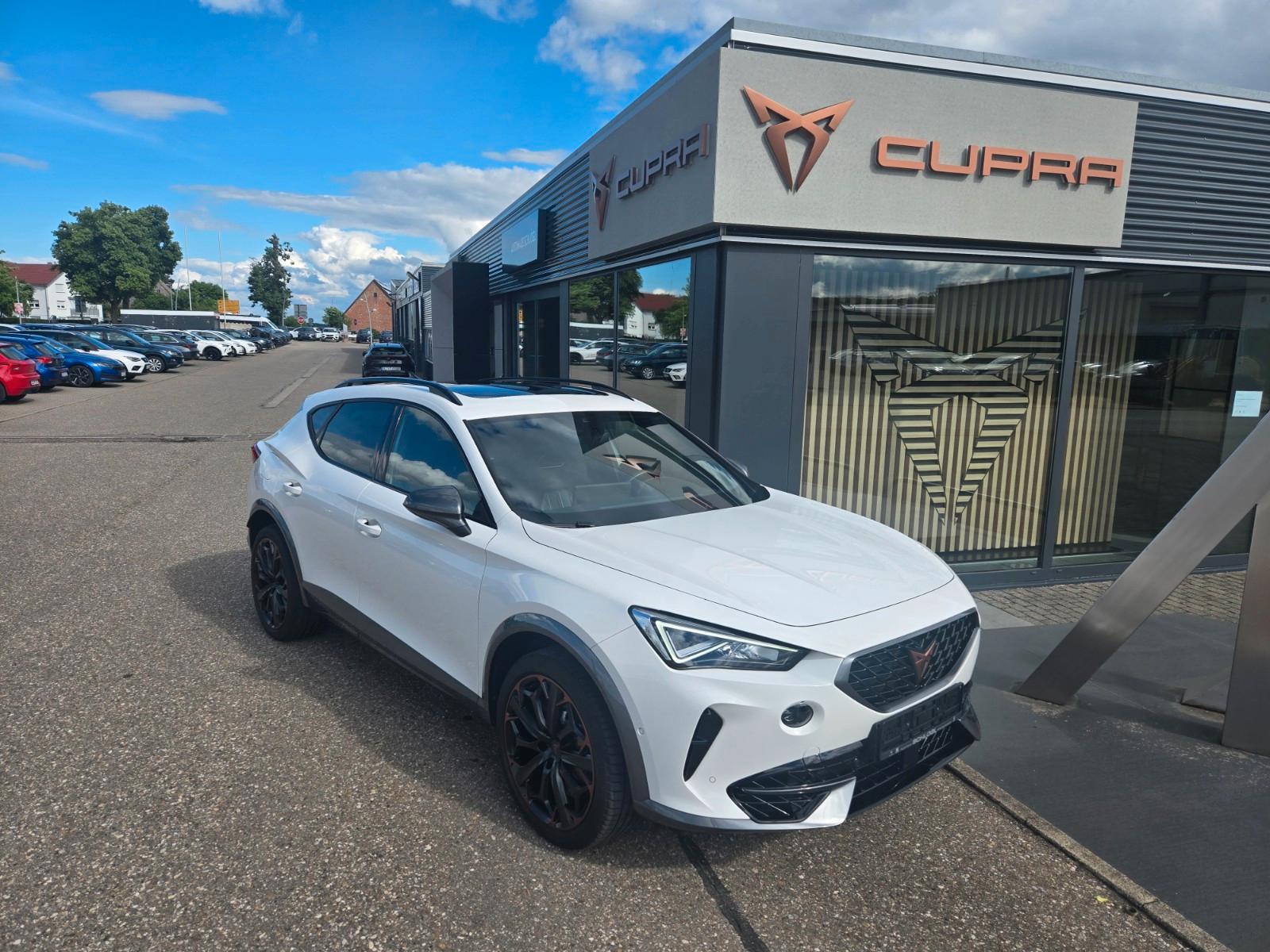 Cupra Formentor VZ 4Drive / Leder / Panorama/ AHK