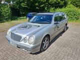 Mercedes-Benz MERCEDES BENZ E 240 T KOMBI **ELEGANCE** - Mercedes-Benz E 240 in Bochum