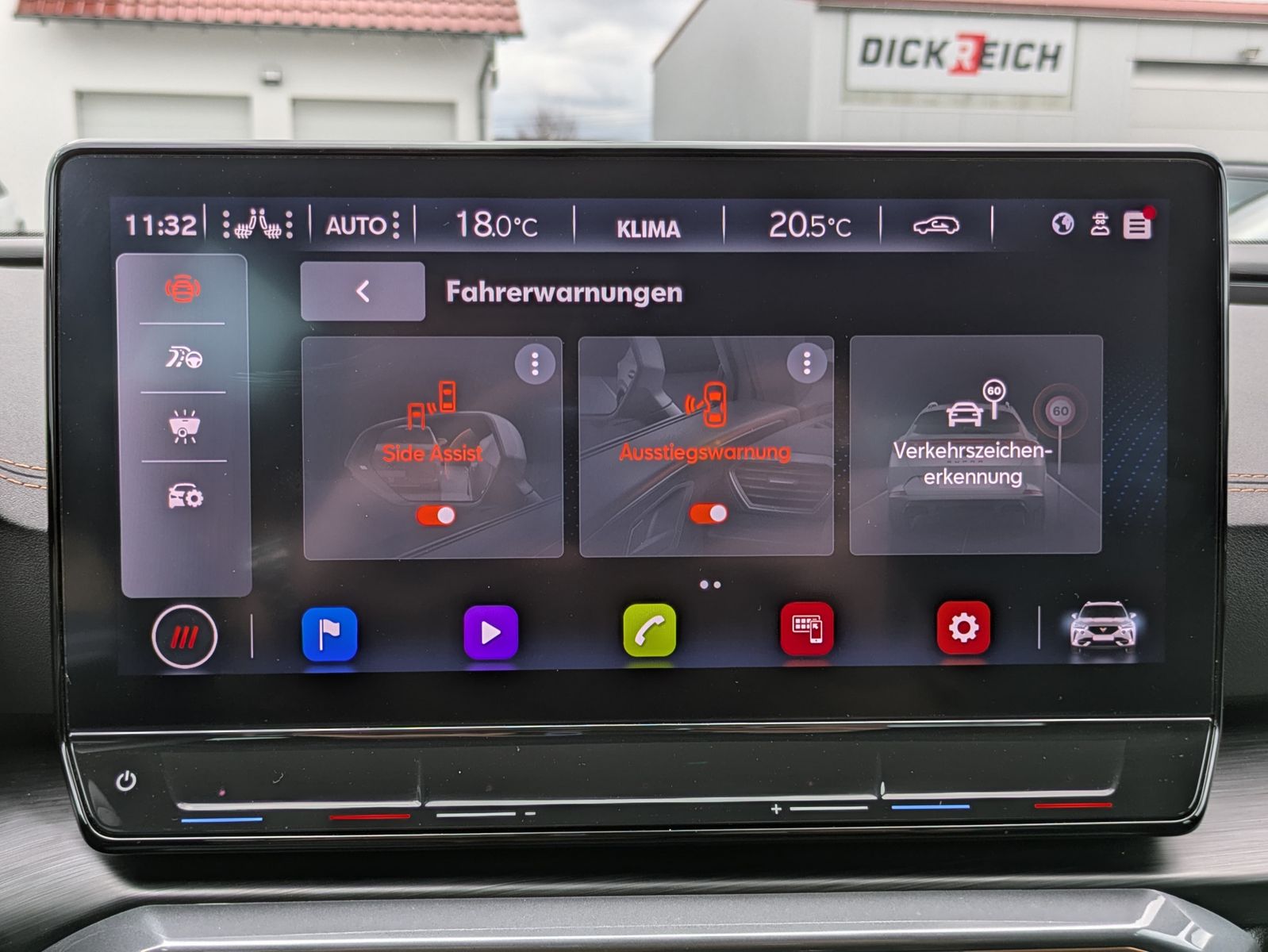 Fahrzeugabbildung CUPRA Formentor 1.5 TSIDSG ACC*DCC*LED*KAMERA*19"ALU