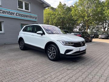 Volkswagen Tiguan - 1