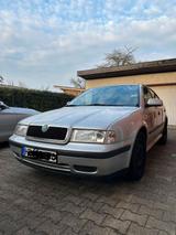 Skoda Octavia 1.6 - gebrauchte Skoda Octavia aus dem Jahr 2000