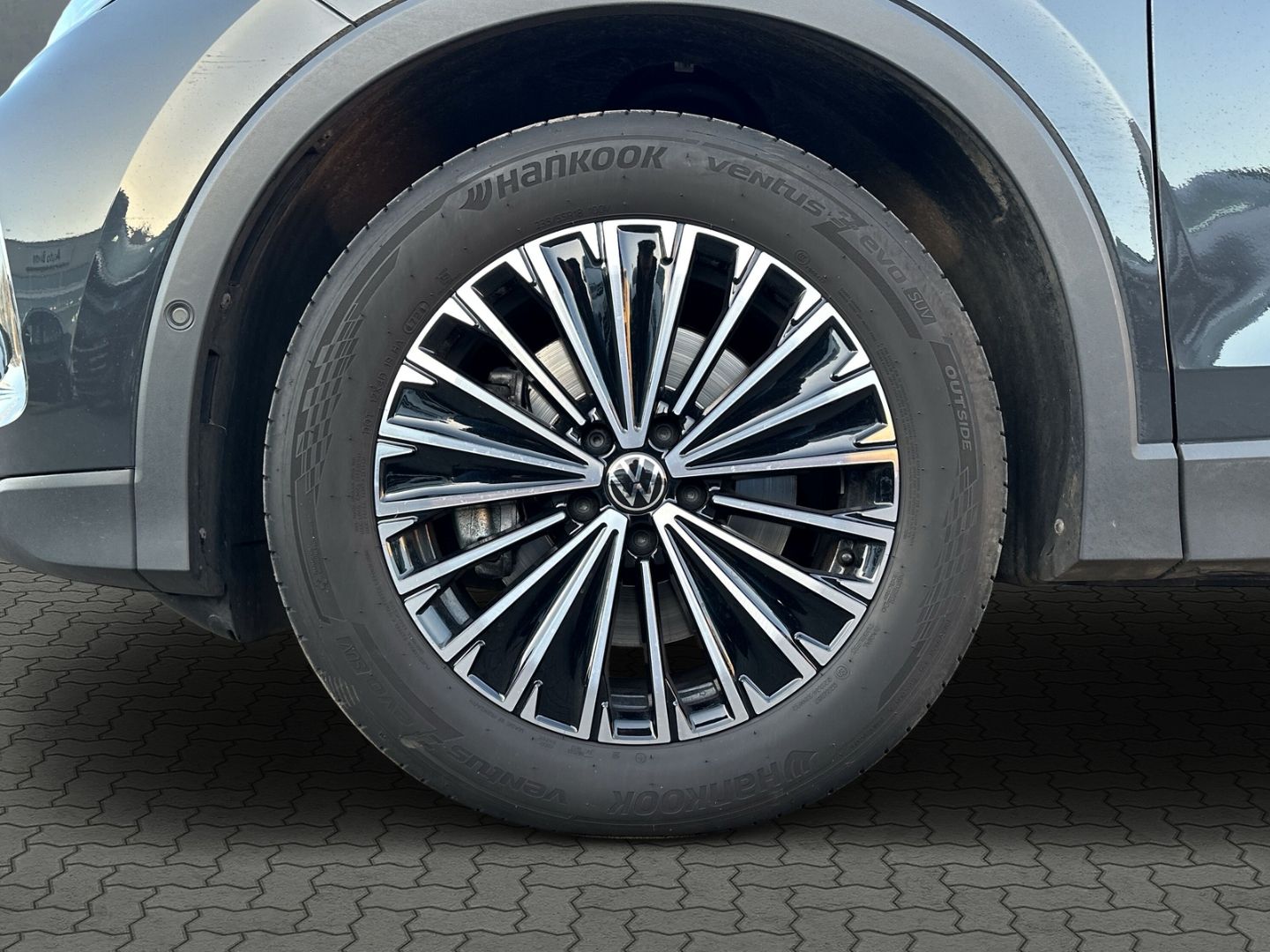 Tiguan Goal 2,0 TDI DSG Navi Digitales Cockpit L