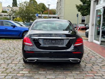Mercedes E 220 - 6