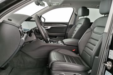 Volkswagen Touareg - 9