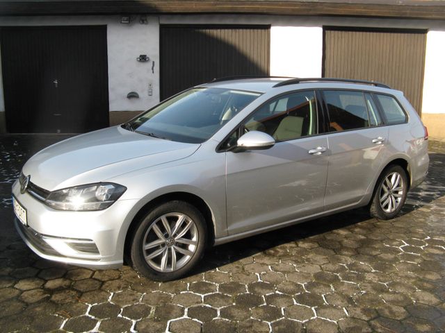 Volkswagen Golf Var. 1.4 TSI 92kW Comf. Navi, PDC, Alu, BT