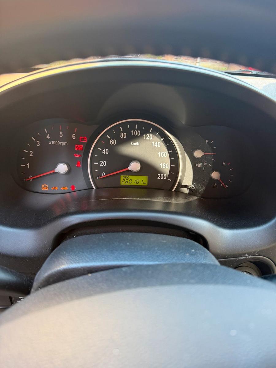 Kia Carnival 2009 — photo 5