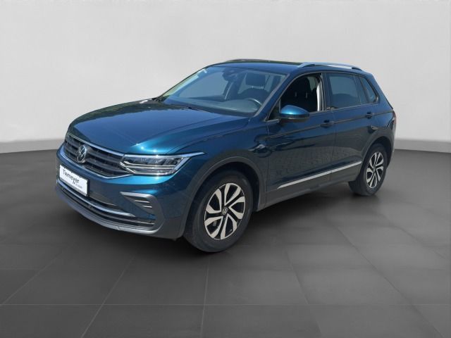 Volkswagen Tiguan 1.5 TSI DSG ACTIVE AHK NAVI PDC SITZHZG foto 2