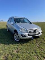 Mercedes-Benz Mercedes Benz 350 ML Benzin 4Matik Allrad - Mercedes-Benz 350 aus 2009