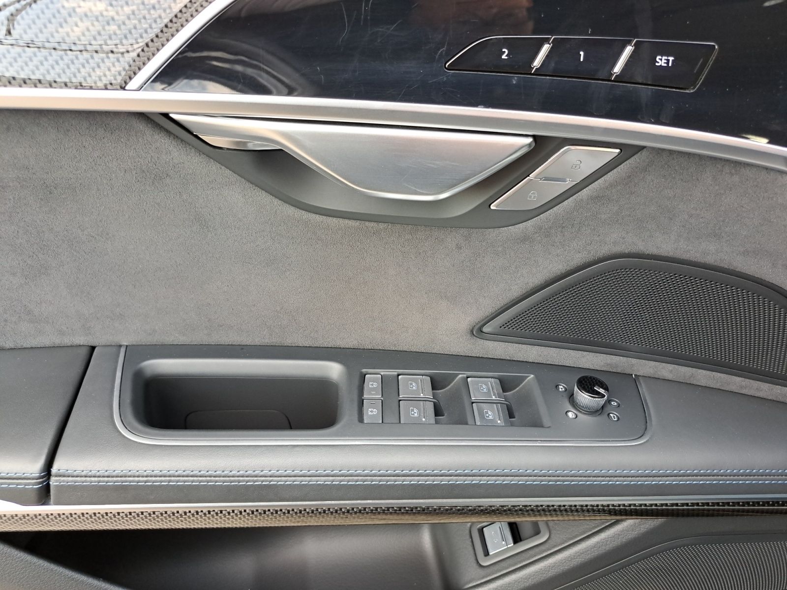 Audi S8 - Bild 15