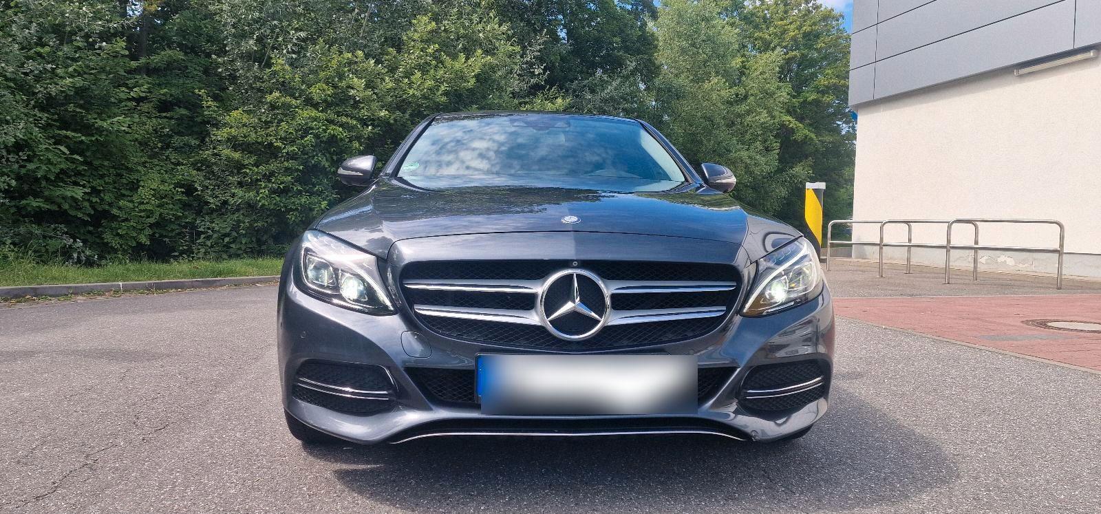Mercedes-Benz C 220