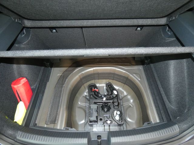Taigo 1.0 TSI Move DSG AHK KAMERA