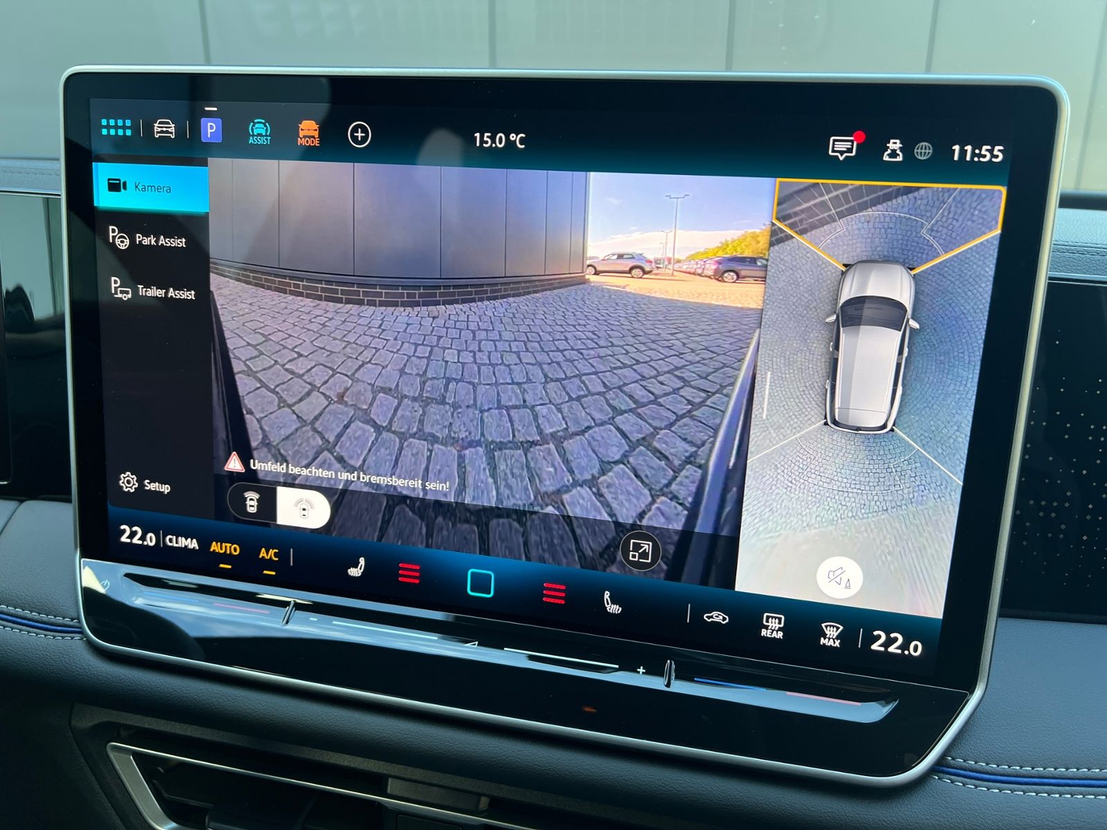 Fahrzeugabbildung Volkswagen Tiguan R-Line 1.5 eTSI DSG *AHK, IQ.Light, DCC,