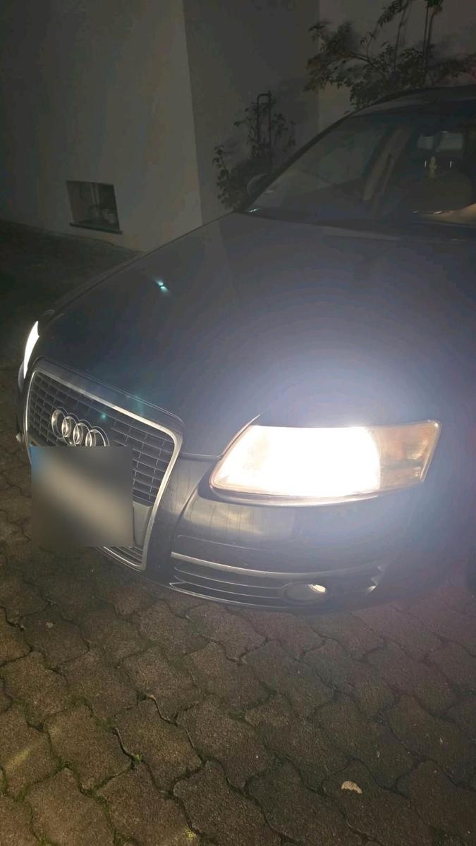 Audi A6 2006 — interior