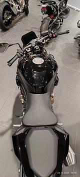 BMW S 1000 R mit 1 Jahr Gwl. 3 Pakete uvm. - BMW M 1000 R