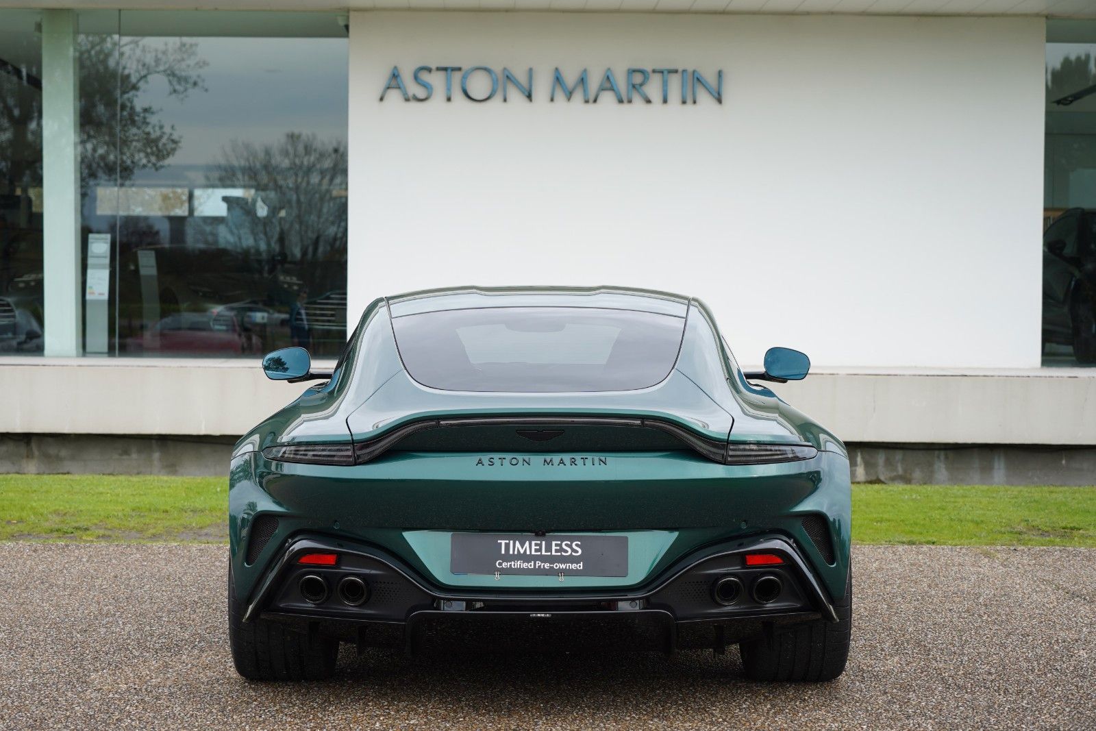 Aston Martin V8 Vantage 4.0 V8 imagem 3