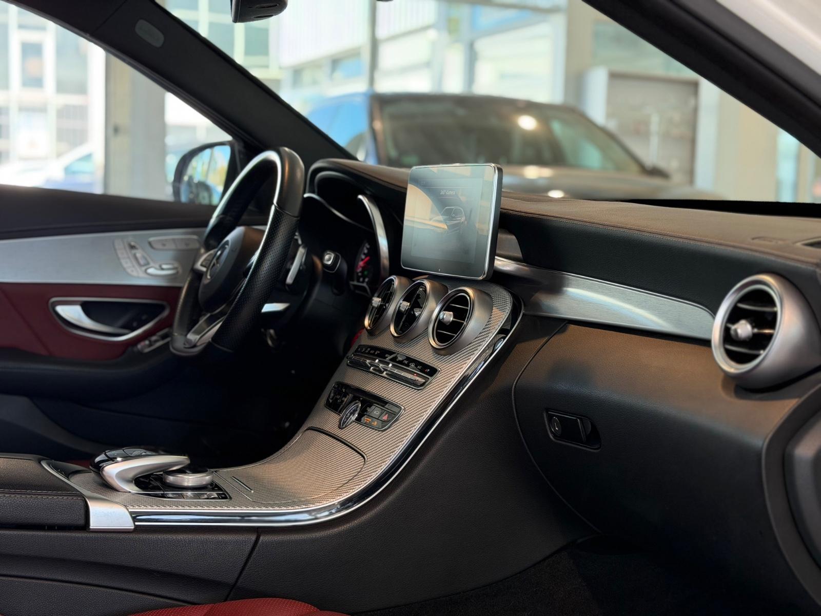 Mercedes-Benz C 43 AMG T 4MATIC*NAVI*360° *PANO *S-DACH *LED *