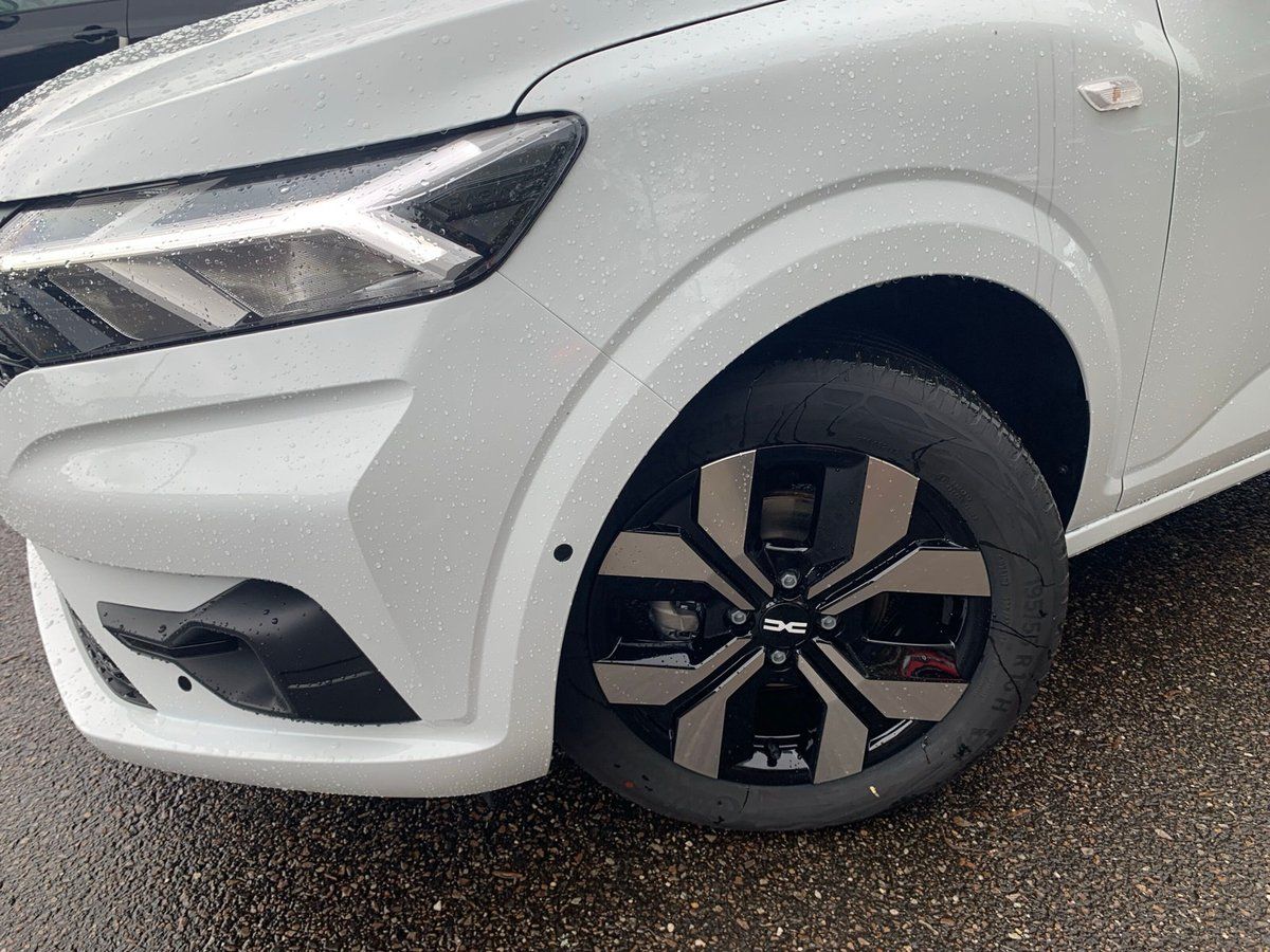 Dacia Sandero - Bild 24