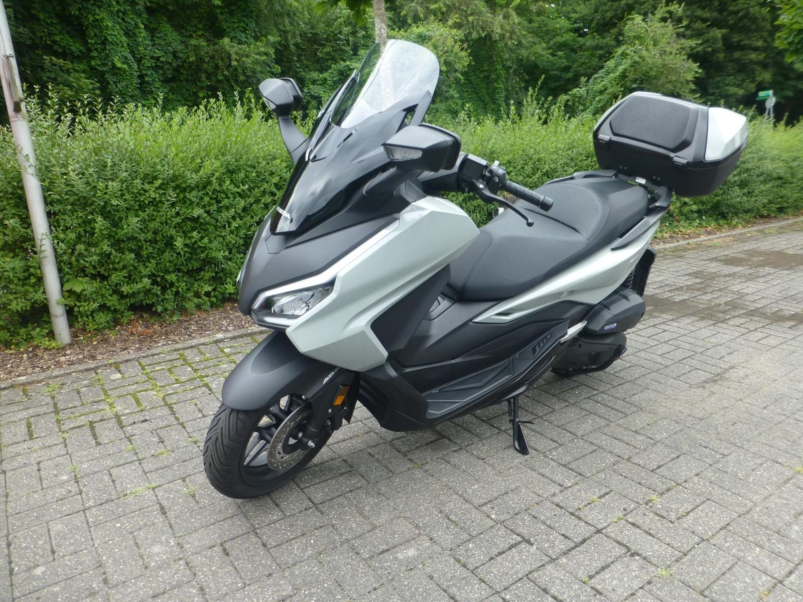 Honda Forza 125 aus 1.Hand