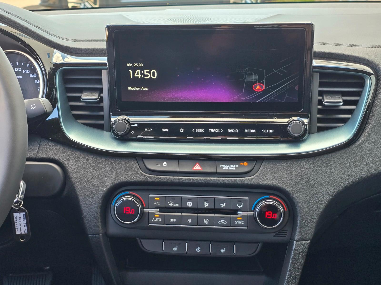 Kia CEED_SW 1.0T 48V DCT 100 NIGHTLINE STD